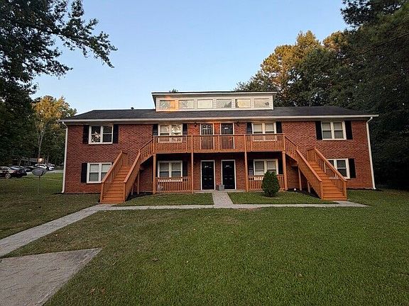 2nd image of 1988 Patterson Ct #1988