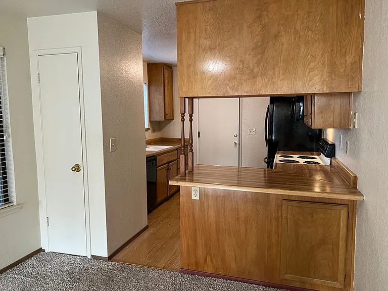 1114 Cedar Creek Dr #3 — Photo 9