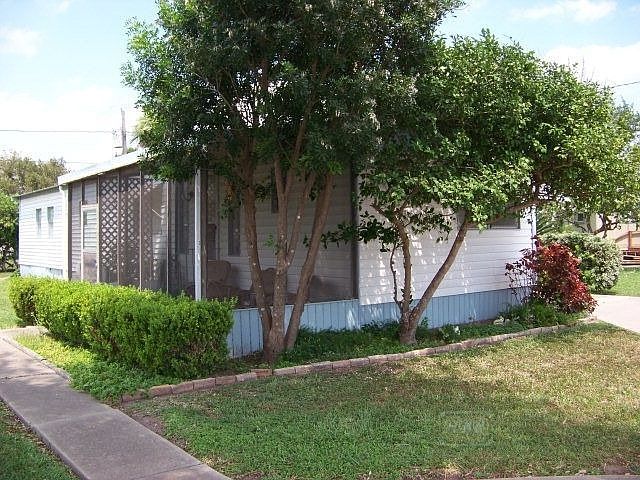 1st image of 15825 Orange Dr