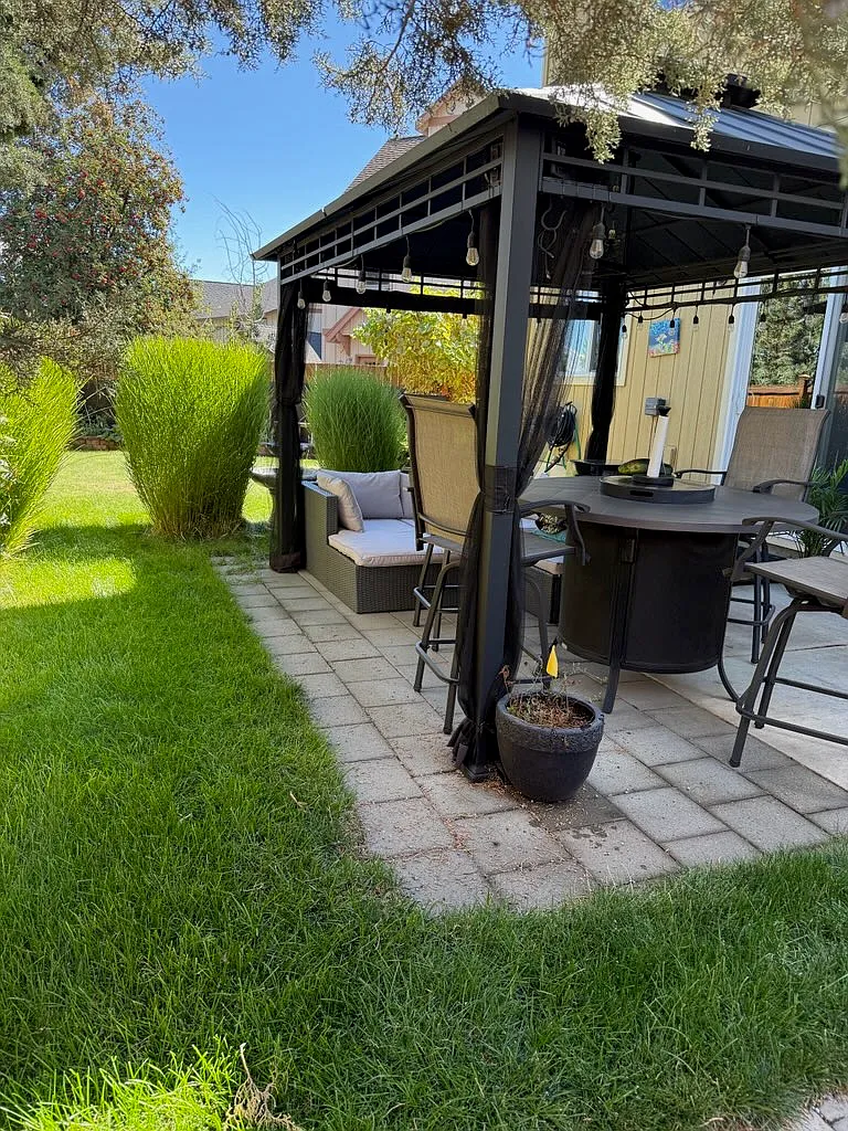 3 bed, 1215 sqft, $2,600 — Photo 4