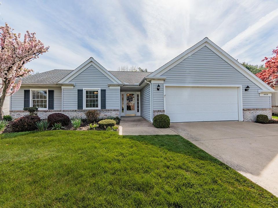 1st image of 4409 Woodridge Dr