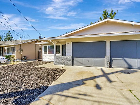 3rd image of 1447 Beachwood Drive