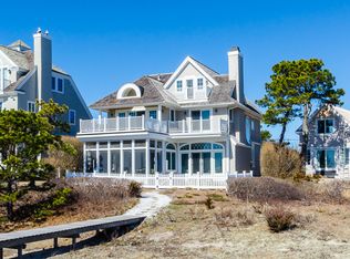 5 Ocean Bluff Dr, Mashpee, MA 02649