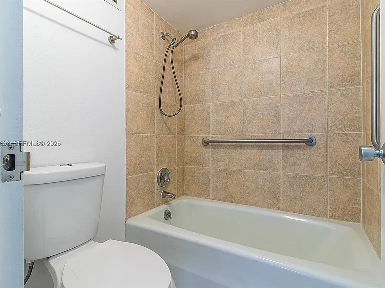 500 Three Islands Blvd #222 — Photo 12