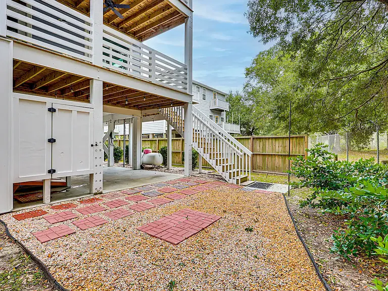 308 Spencer Farlow Dr #2 — Photo 37