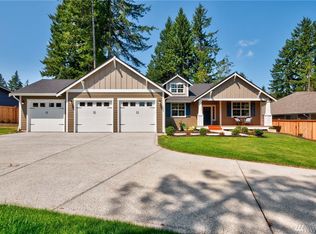321 E Lakeland Dr, Allyn, WA 98524