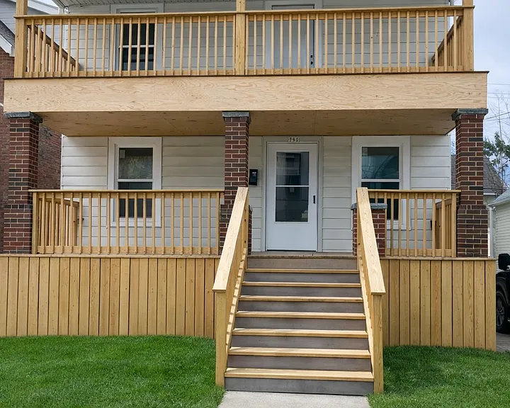 792 London Rd — Photo 1