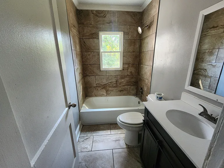2067 Blakewood Pl — Photo 5