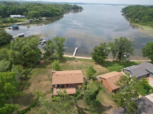 43971 Birch Cove Rd, Freeport, MN 56331