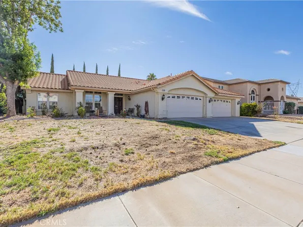 12433 Via Posada Dr, Victorville, CA 92392