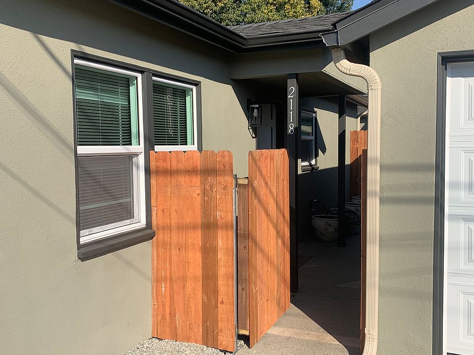 1st image of 2118 5th St