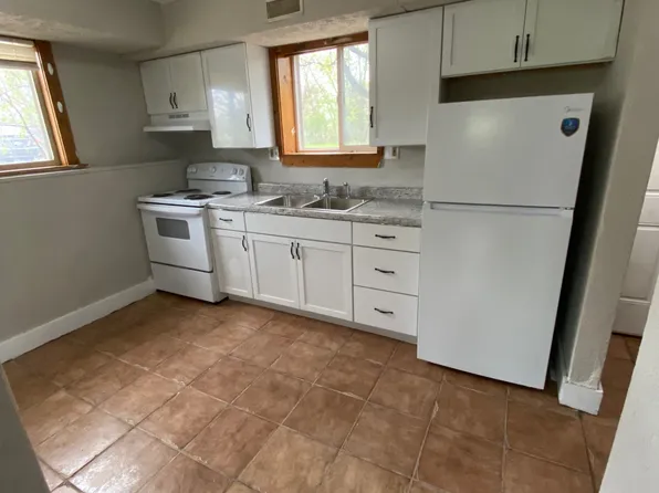 3534 W Jolly Rd, Lansing, MI 48911