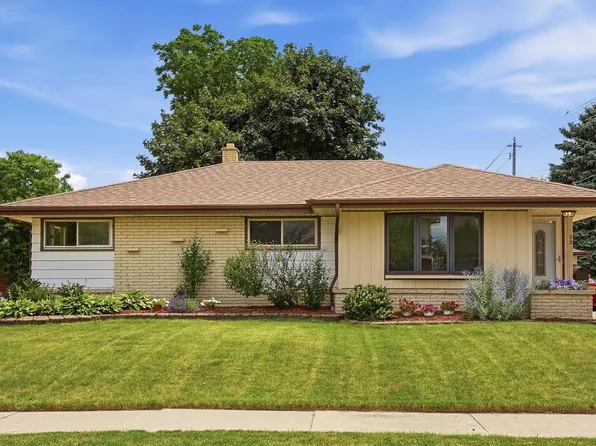 5782 S New York Ave, Cudahy, WI 53110