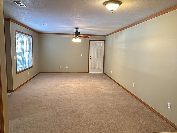 3rd image of 2129 Highridge Dr APT D