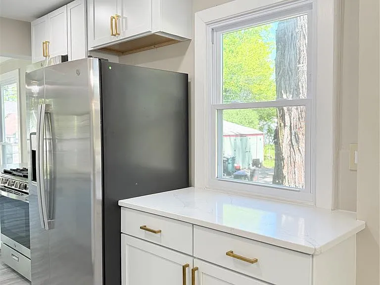 266 W Bennett Ave — Photo 8