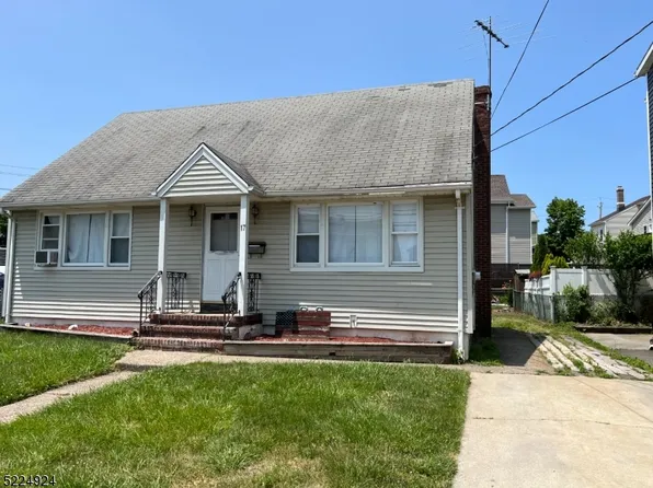 17 E Barbour St, Haledon Boro, NJ 07508