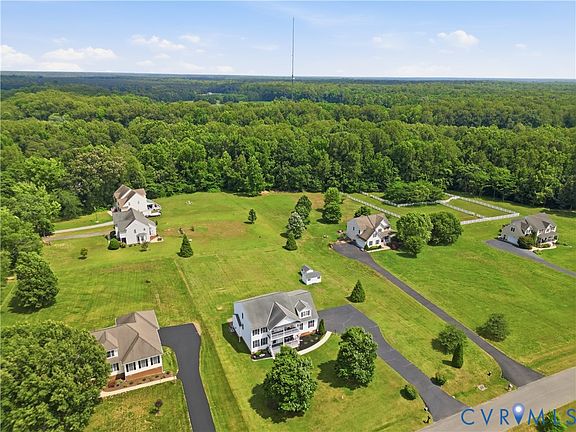 4th image of 6401 Cookes Farm Dr
