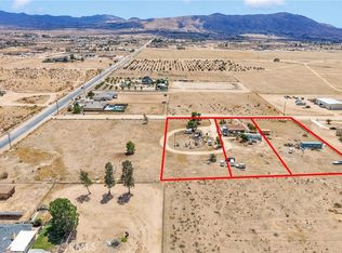 23222 Chia Rd, Apple Valley, CA 92308