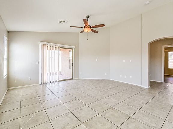 3rd image of 383 W Welsh Black Cir