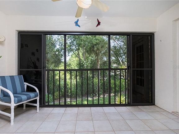 4th image of 214 Pine Hollow Dr #214