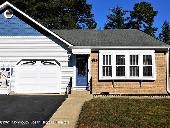 2nd image of 2B Greenwood Ln