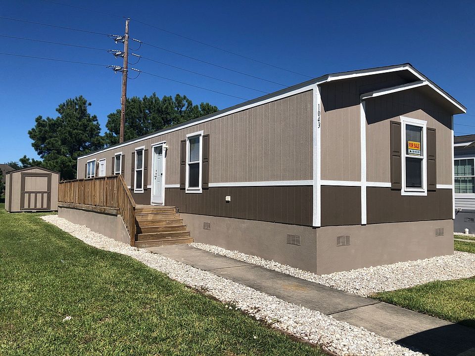 1st image of 920 Century Plaza Dr #81