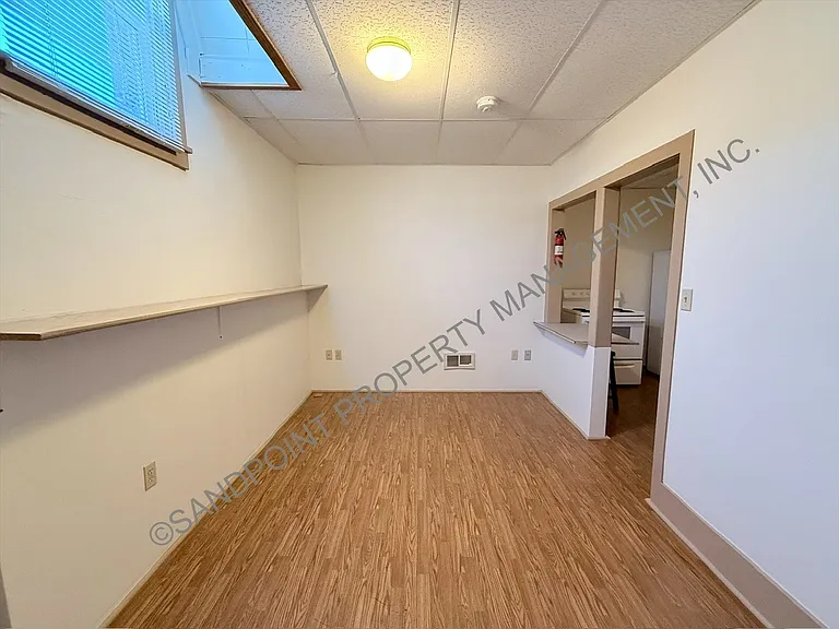 7215 Main St #3 — Photo 10