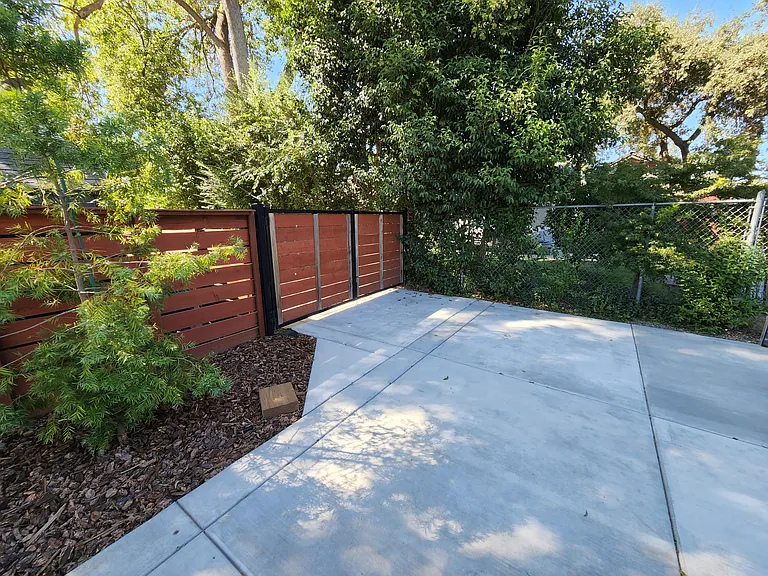 7539 Cedar Dr — Photo 20