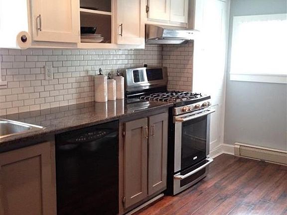 4th image of 7095 Oak St