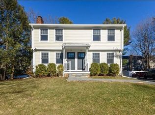 34 Oak Grove Pl, New Canaan, CT 06840