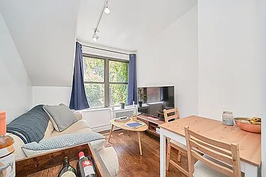 Rented by Living New York