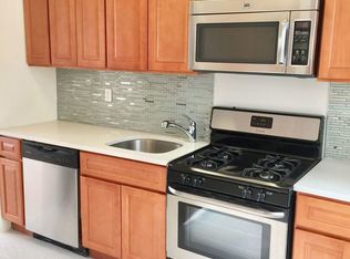 457 68th St APT 1R, Brooklyn, NY