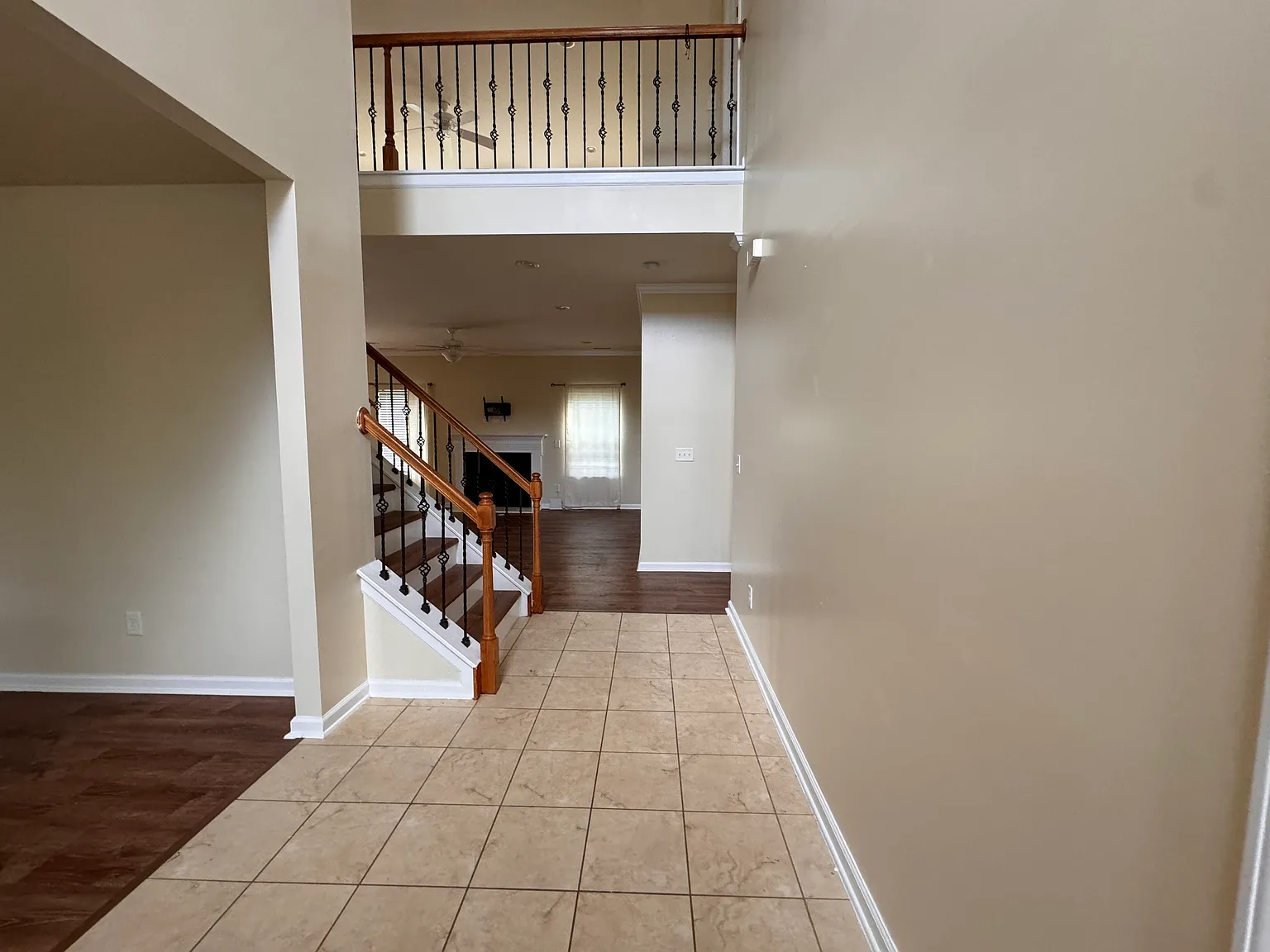 131 Windrush Ln — Photo 2