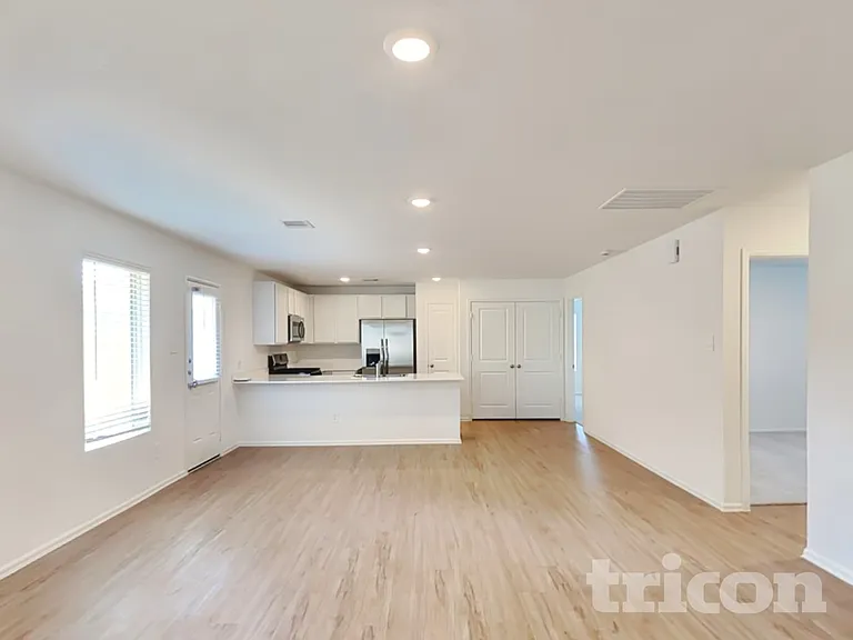 3006 Twisted Myrtle Dr — Photo 5