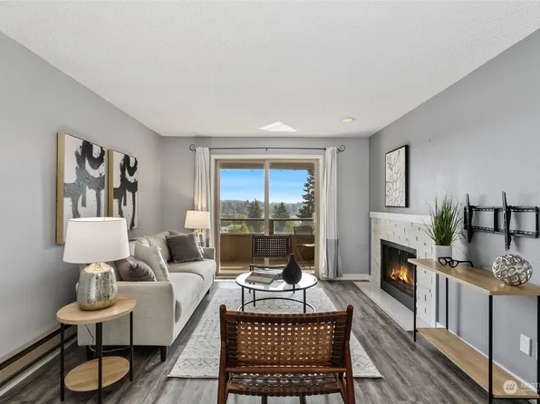 3421 SW Roxbury Street #404, Seattle, WA 98126