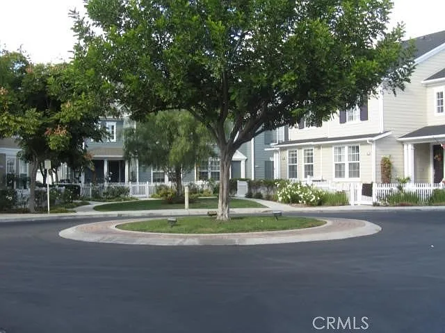 46 Strawflower St — Photo 32