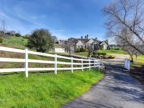 2682 Burgard Ln, Auburn, CA 95603