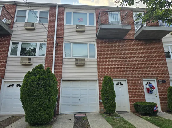 35A Francine Ct, Staten Island, NY 10306