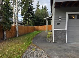 657 E 76th Ave, Anchorage, AK 99518