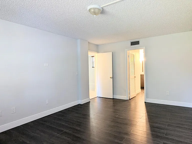 3253 Foxcroft Rd #210 — Photo 29
