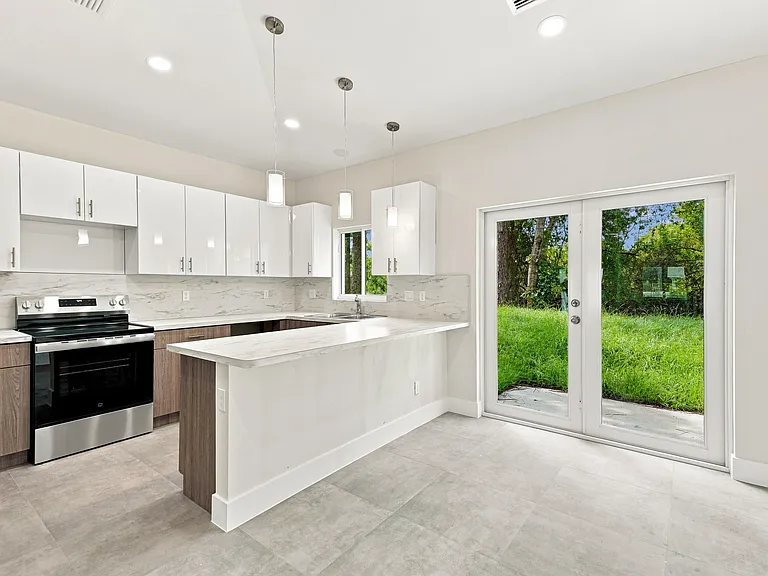 4701 Evergreen Ave — Photo 5