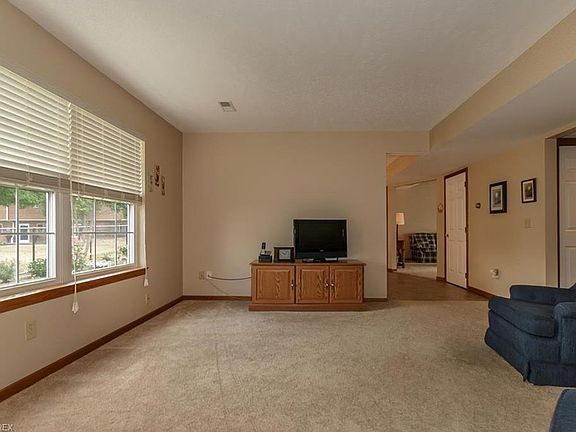 5th image of 5401 Pebble Creek Ln #14
