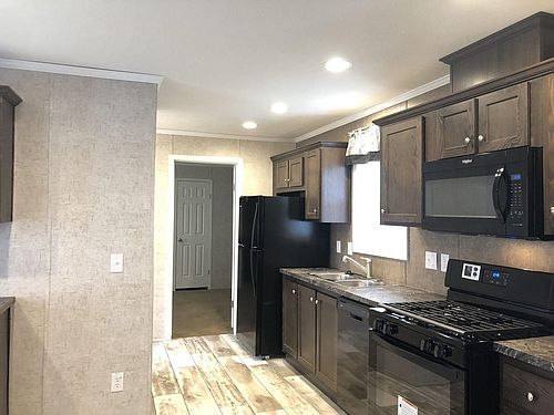 1st image of 20743 Foster Dr