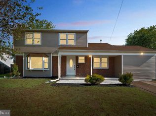 27 Jefferson Ave, Marlton, NJ 08053