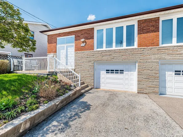 194 Giltspur Dr, Toronto, ON M3L 1N5