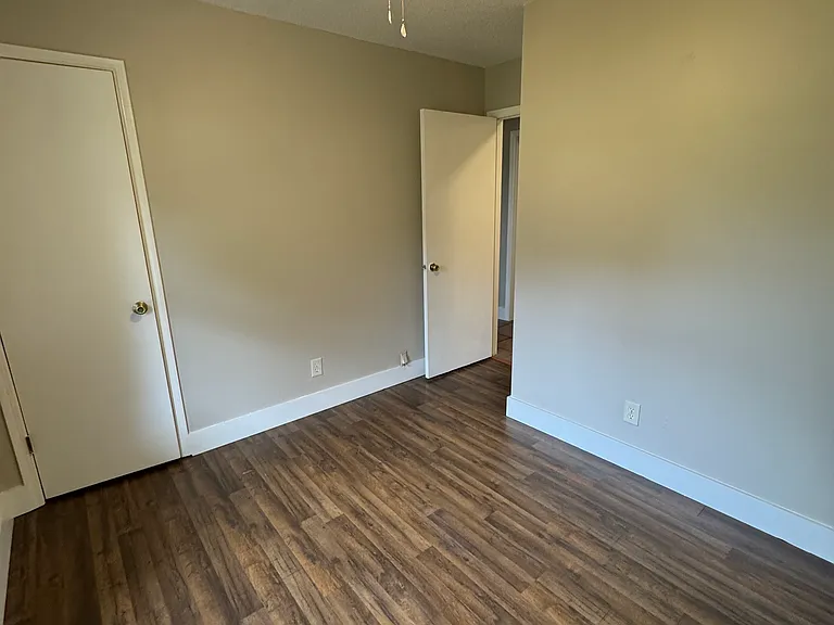 1160 Abilene Dr W — Photo 9