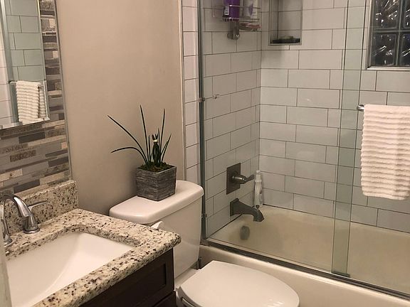 5th image of 1029 Tilden St