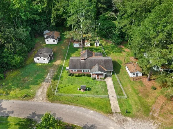 338-340 Dead End Rd, Enfield, NC 27823