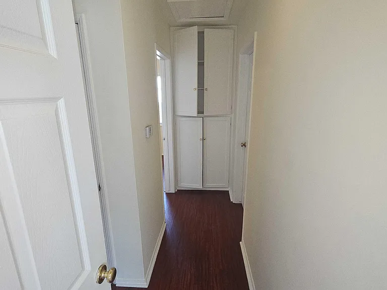 Bullock St — Photo 25