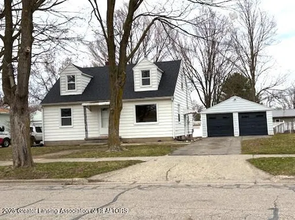 303 E Gibbs St, Saint Johns, MI 48879
